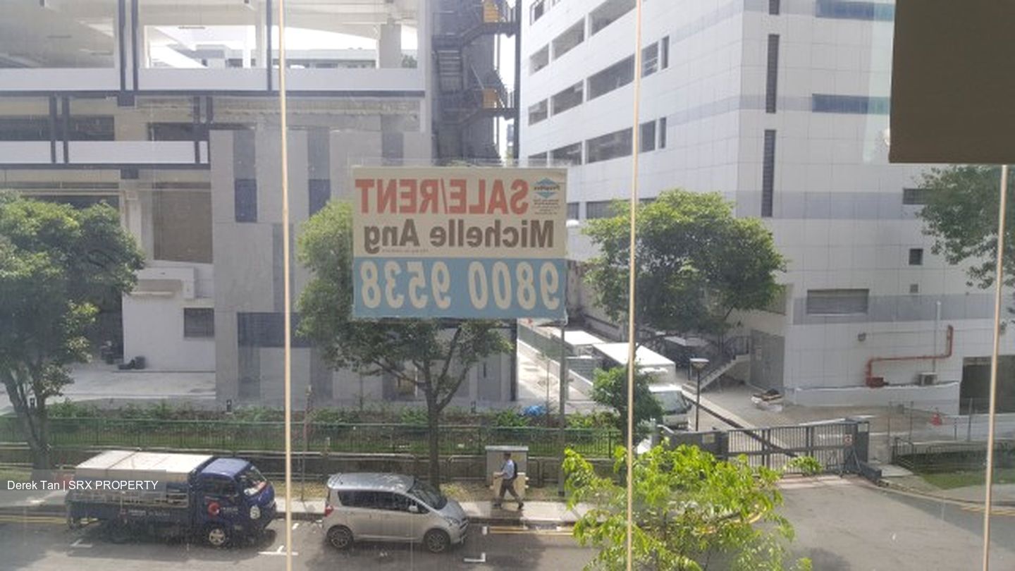 The Commerze@irving (D13), Shop House #606968121